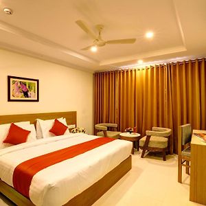 Hotel Floral Park